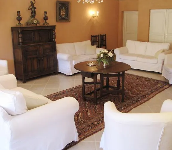Domaine De Cousseres Pensión 3*